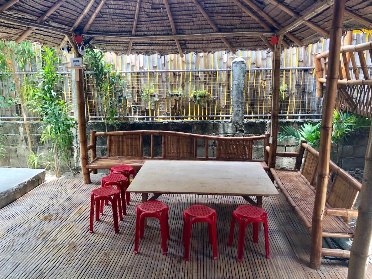 Lionfish Backpackers Malapascua (Adults Only) Hostel Екстериор снимка